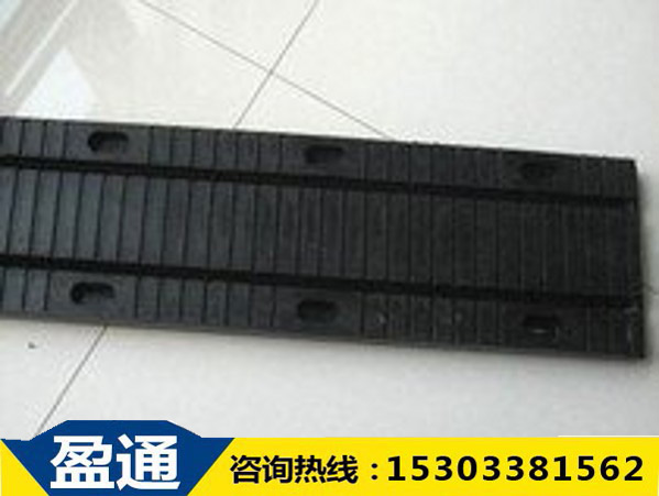 1537864101486381.jpg 板式橡膠伸縮縫2.jpg