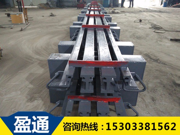 240型橋面伸縮縫.jpg 240型橋面伸縮縫.jpg